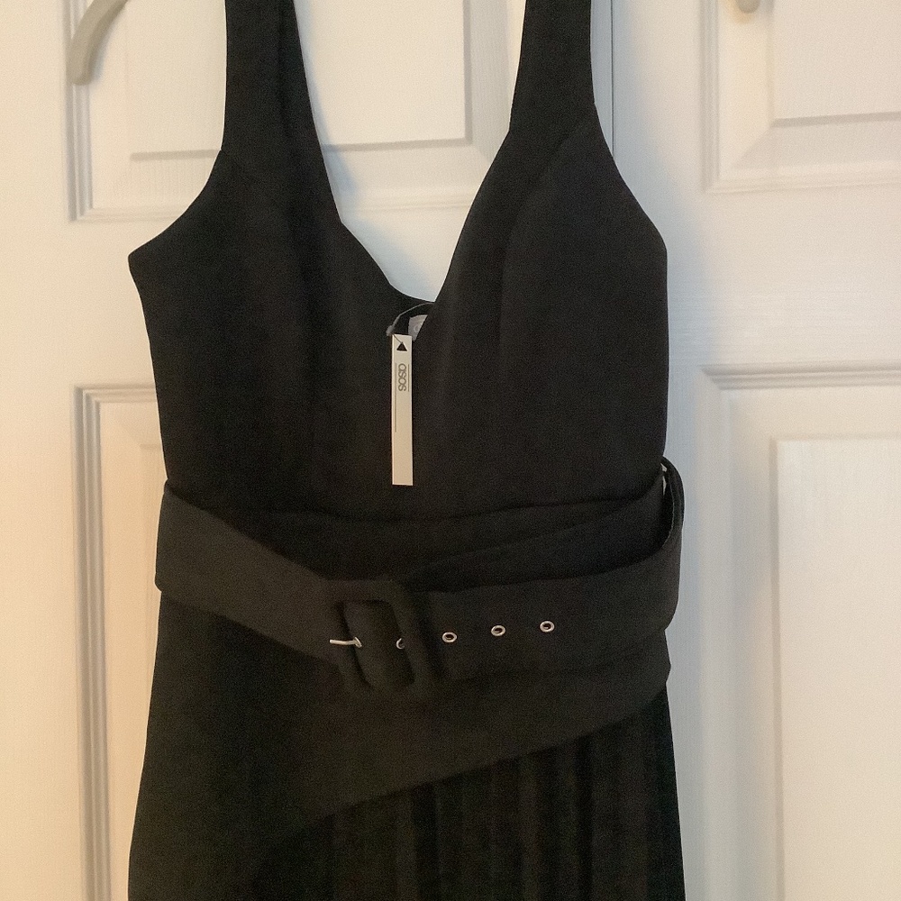NWT ASOS  size 6 midi black dress with asymmetrical waist and pleated skirt